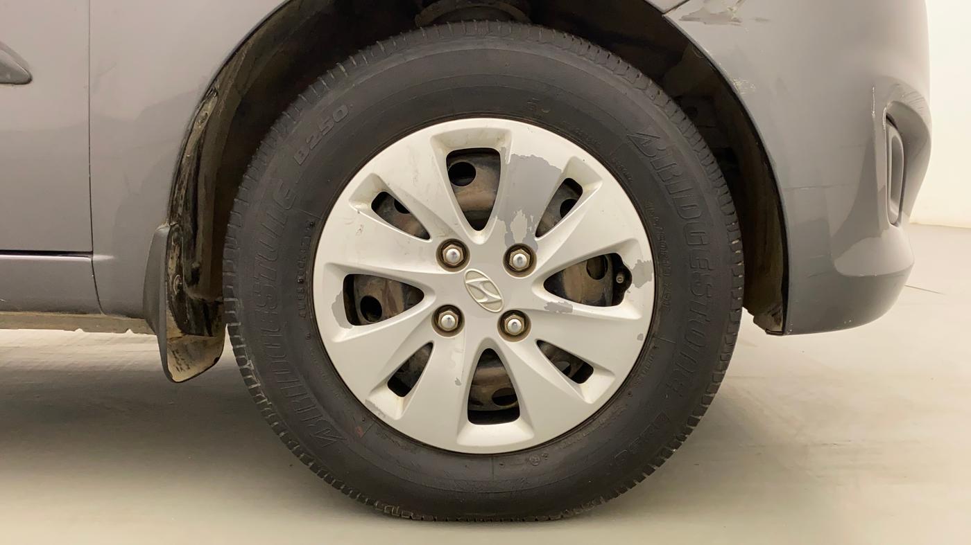 2012 Hyundai i10 MAGNA 1.2, Petrol, Manual, 30,730 km, Right Front Wheel