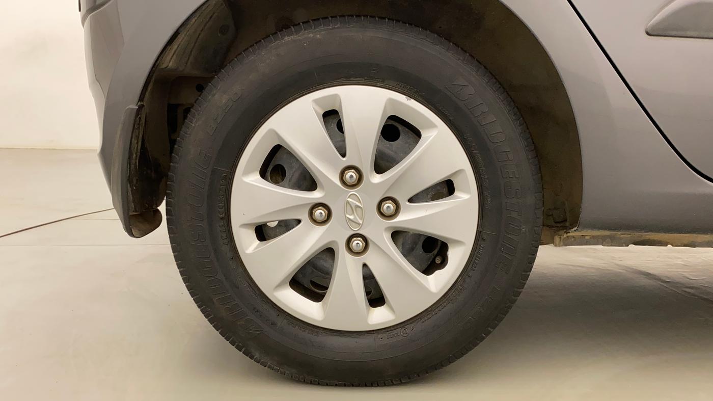 2012 Hyundai i10 MAGNA 1.2, Petrol, Manual, 30,730 km, Right Rear Wheel