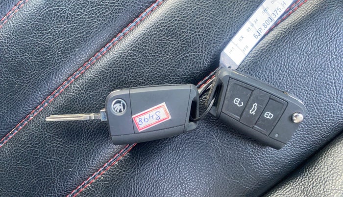 2024 Skoda KUSHAQ AMBITION 1.0L TSI AT, Petrol, Automatic, 5,229 km, Key Close Up