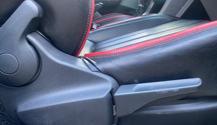 2024 Skoda KUSHAQ AMBITION 1.0L TSI AT, Petrol, Automatic, 5,229 km, Driver Side Adjustment Panel