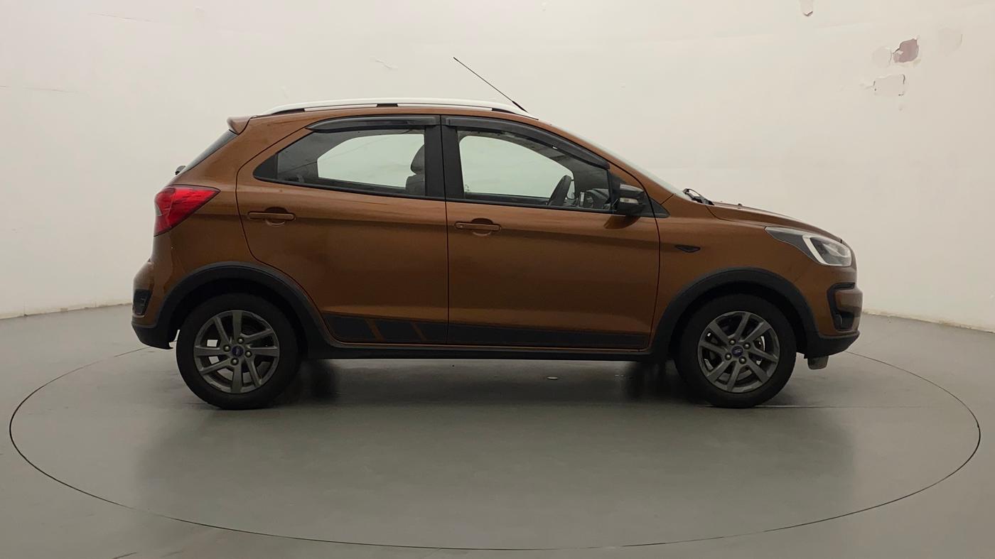 2018 Ford FREESTYLE TITANIUM 1.2 PETROL, Petrol, Manual, 29,090 km, Right Side