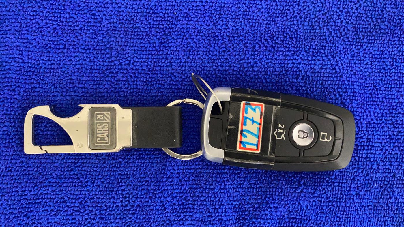 2018 Ford FREESTYLE TITANIUM 1.2 PETROL, Petrol, Manual, 29,090 km, Key Close Up