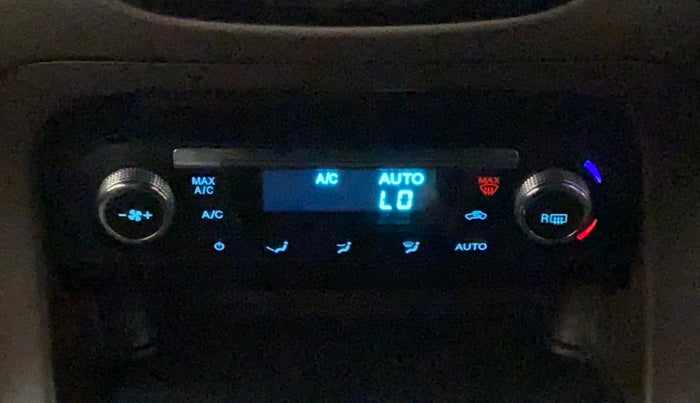 2018 Ford FREESTYLE TITANIUM 1.2 PETROL, Petrol, Manual, 29,090 km, Automatic Climate Control
