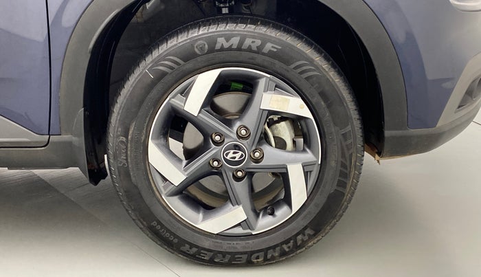 2020 Hyundai VENUE 1.0L Turbo GDI SX MT, Petrol, Manual, 7,078 km, Right Front Wheel