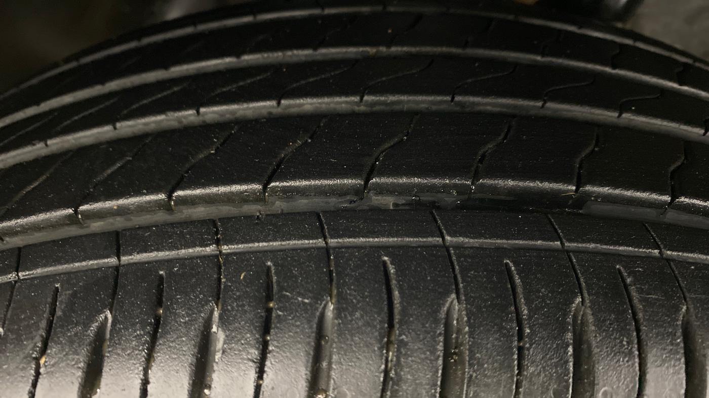 2020 Hyundai VENUE 1.0L Turbo GDI SX MT, Petrol, Manual, 7,078 km, Left Front Tyre Tread