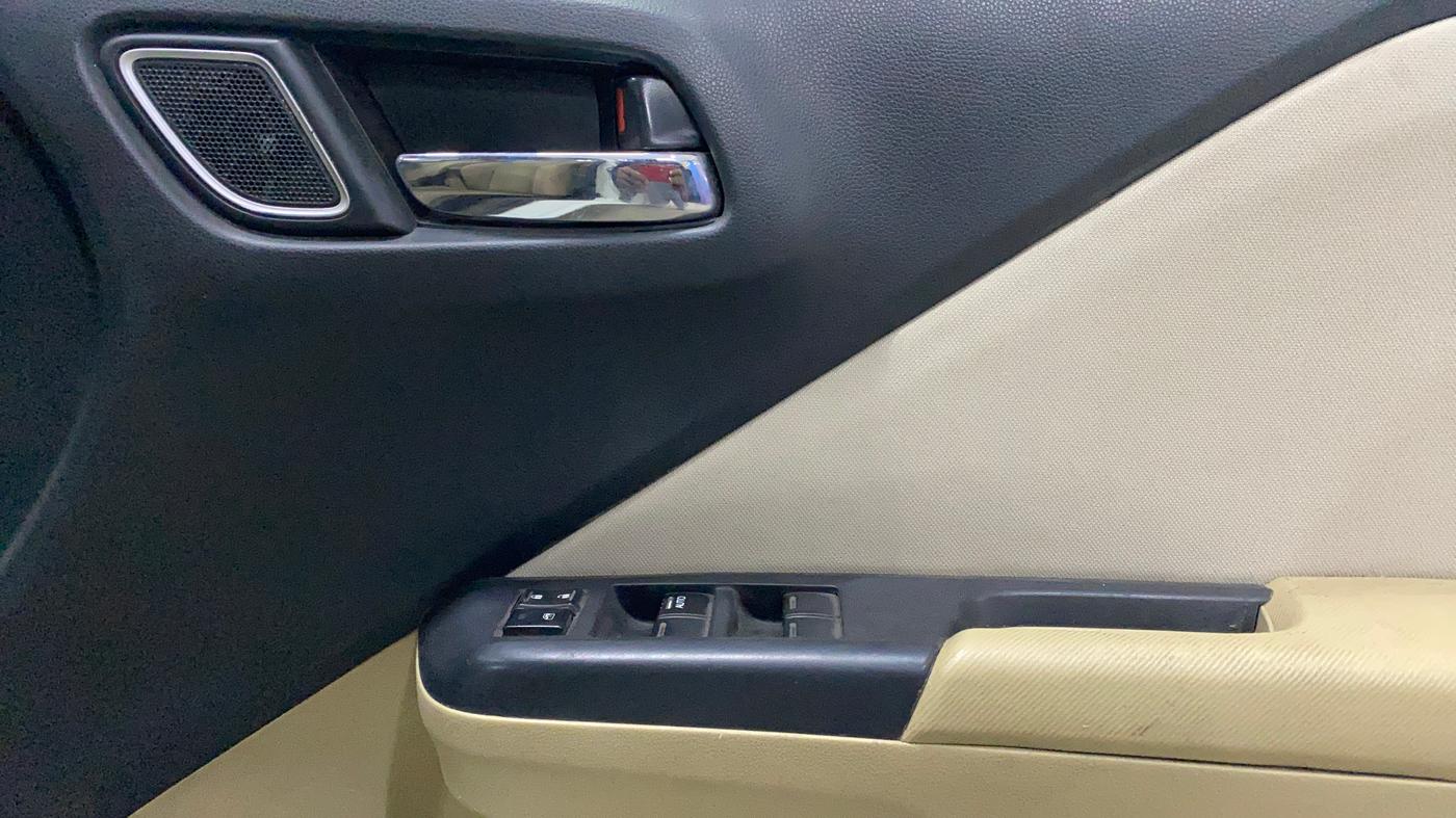 2018 Honda City 1.5L I-DTEC V, Diesel, Manual, 54,533 km, Driver Side Door Panels Control