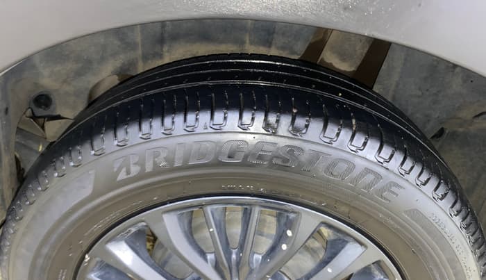 2020 Maruti XL6 ALPHA MT, Petrol, Manual, 41,021 km, Left Rear Tyre Tread