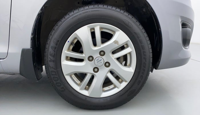2014 Maruti Swift Dzire ZXI 1.2 BS IV, Petrol, Manual, 34,032 km, Right Front Wheel