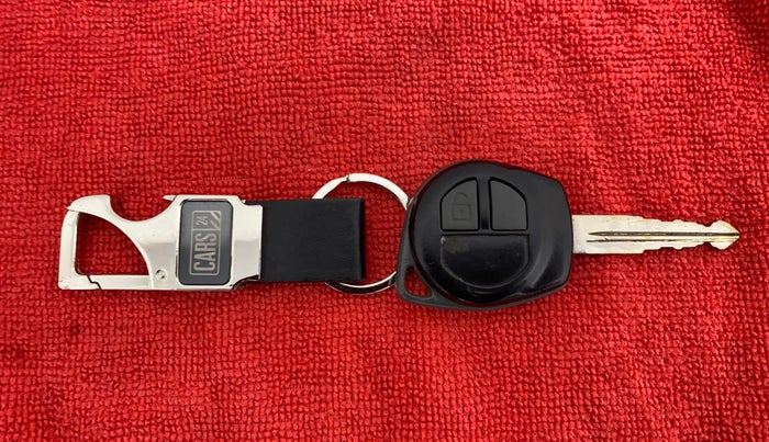 2014 Maruti Swift Dzire ZXI 1.2 BS IV, Petrol, Manual, 34,032 km, Key Close Up