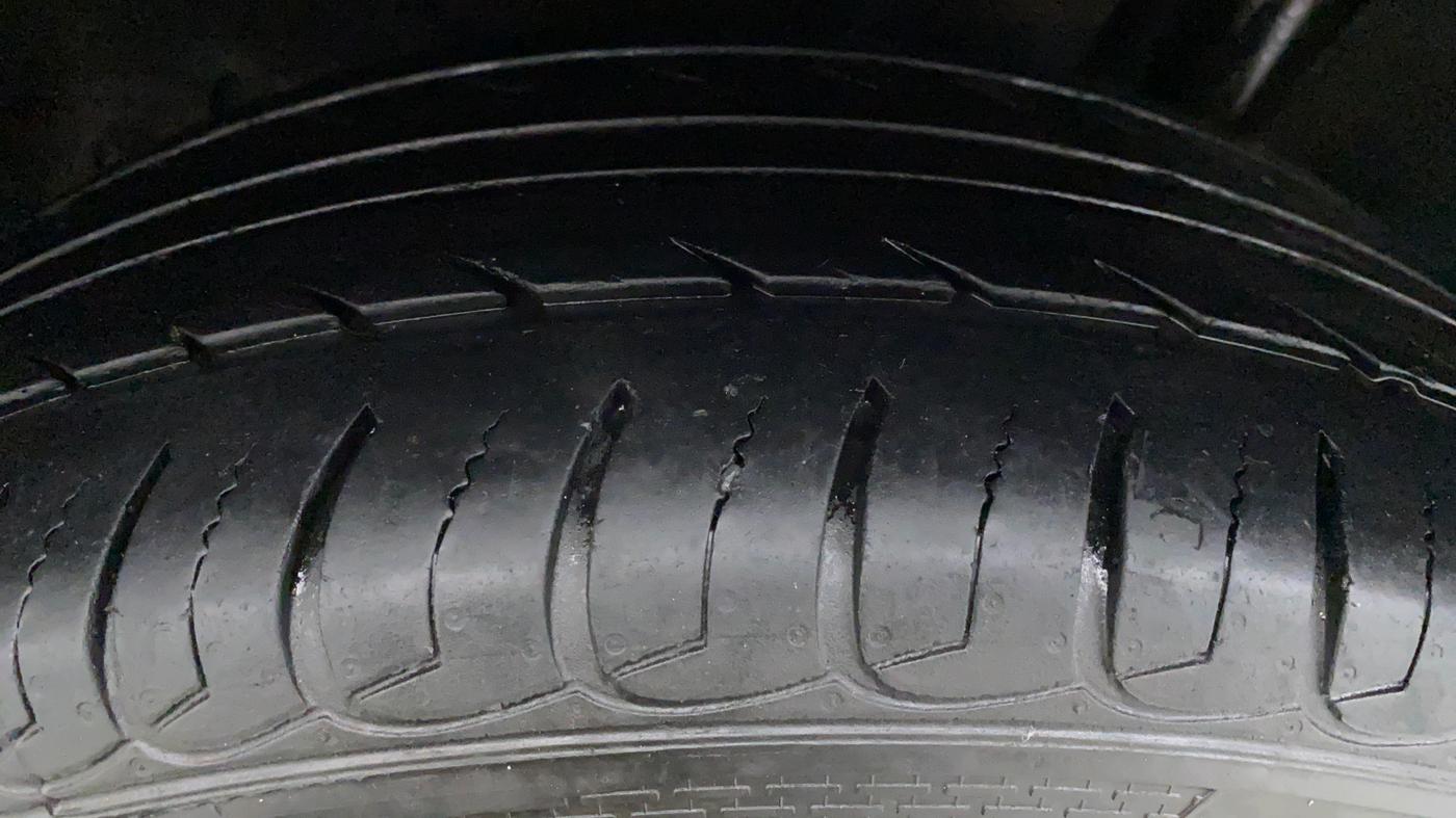 2018 Ford Ecosport 1.5TITANIUM TDCI, Diesel, Manual, 83,352 km, Left Front Tyre Tread