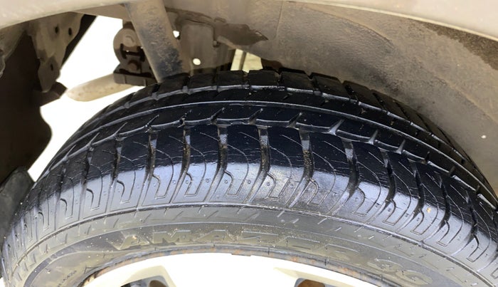 2013 Maruti Wagon R 1.0 VXI, Petrol, Manual, 10,830 km, Right Rear Tyre Tread
