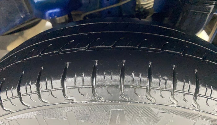 2013 Hyundai Eon D-LITE+, Petrol, Manual, 36,704 km, Left Rear Tyre Tread