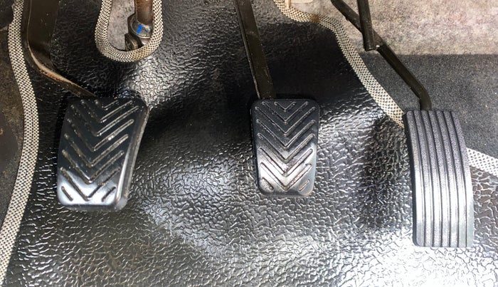 2013 Hyundai Eon D-LITE+, Petrol, Manual, 36,704 km, Pedals