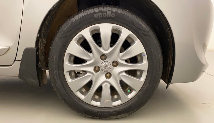 2017 Maruti Baleno ZETA PETROL 1.2, Petrol, Manual, 1,17,311 km, Right Front Wheel