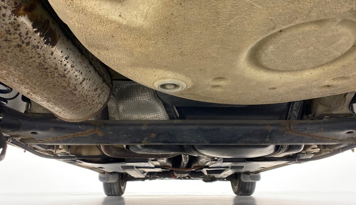 2014 Volkswagen Vento HIGHLINE PETROL, Petrol, Manual, 39,364 km, Rear underbody