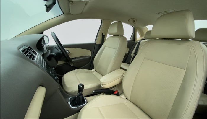 2014 Volkswagen Vento HIGHLINE PETROL, Petrol, Manual, 39,364 km, Right Side Front Door Cabin