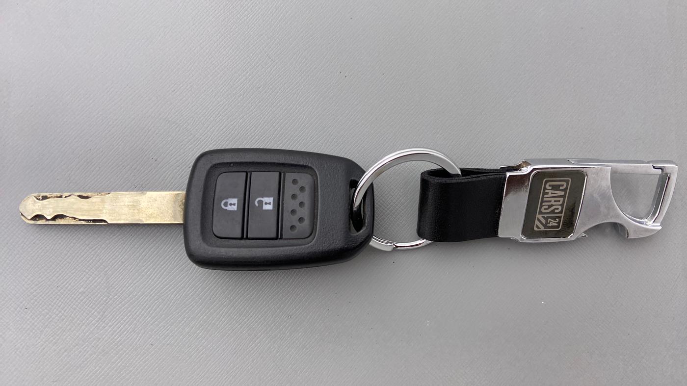 2019 Honda WR-V 1.2 i-VTEC VX MT, Petrol, Manual, 28,269 km, Key Close Up