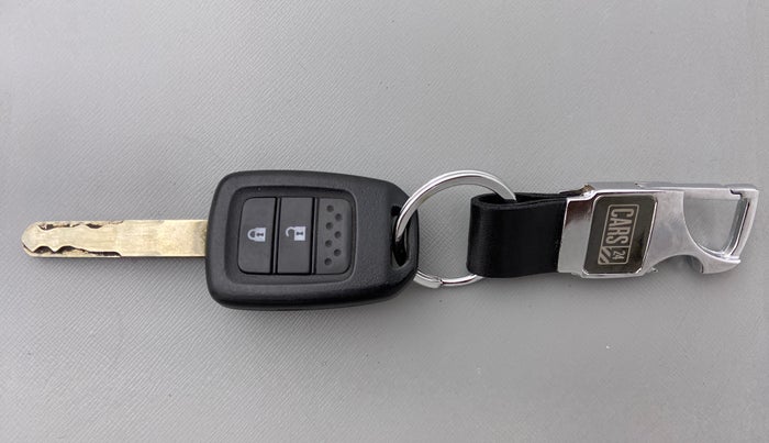 2019 Honda WR-V 1.2 i-VTEC VX MT, Petrol, Manual, 28,269 km, Key Close Up