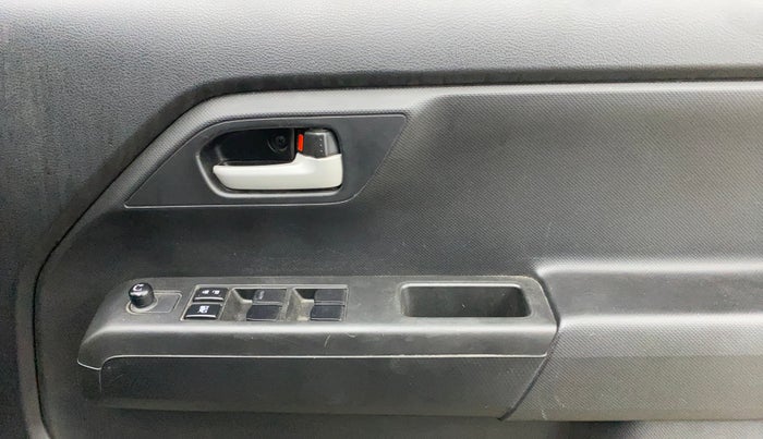 2024 Maruti New Wagon-R VXI 1.0, Petrol, Manual, 14,763 km, Driver Side Door Panels Control