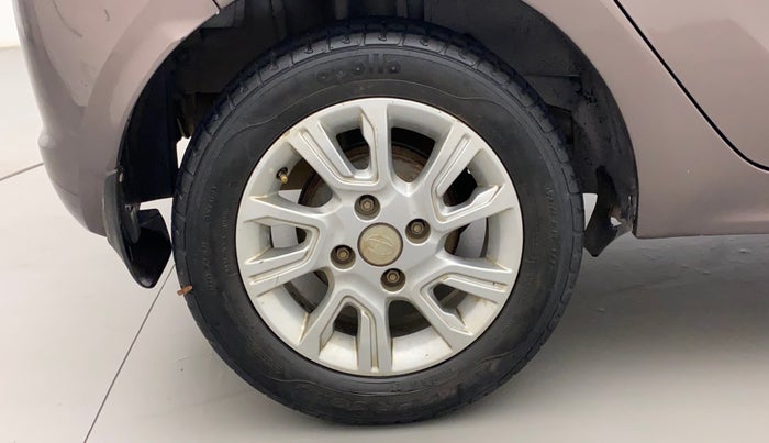 2018 Tata Tiago XZ PETROL, Petrol, Manual, 52,231 km, Right Rear Wheel