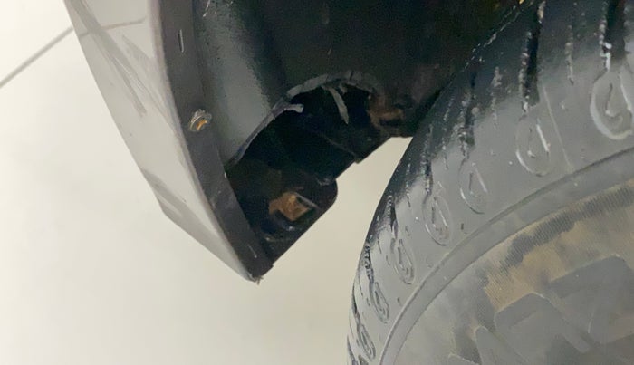 2018 Tata Tiago XZ PETROL, Petrol, Manual, 52,231 km, Left fender - Lining loose