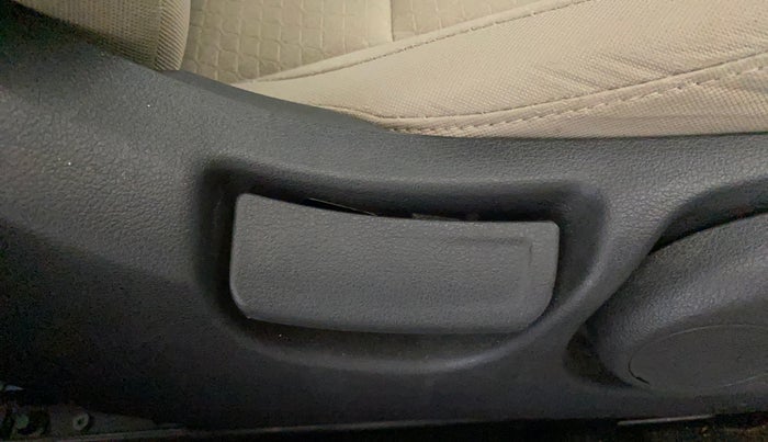 2021 Hyundai Verna SX 1.5 VTVT, Petrol, Manual, 32,305 km, Driver Side Adjustment Panel