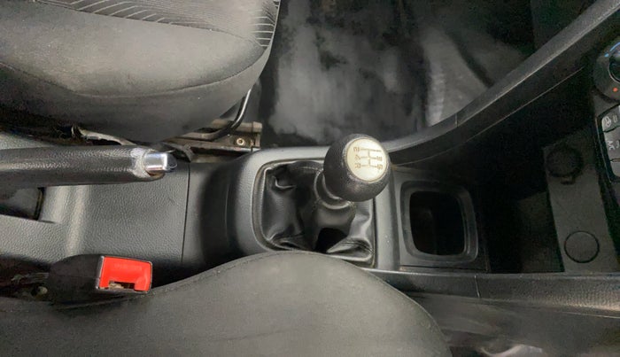 2013 Maruti Swift VXI, Petrol, Manual, 95,023 km, Gear Lever