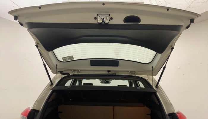 2016 Hyundai Creta SX PLUS AT 1.6 PETROL, Petrol, Automatic, 81,767 km, Boot Door Open