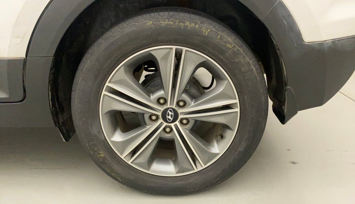 2016 Hyundai Creta SX PLUS AT 1.6 PETROL, Petrol, Automatic, 81,767 km, Left Rear Wheel