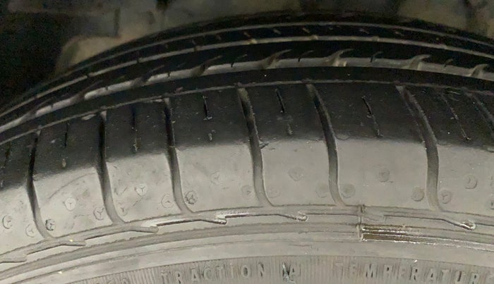 2021 Tata NEXON XE PETROL, Petrol, Manual, 27,410 km, Left Front Tyre Tread