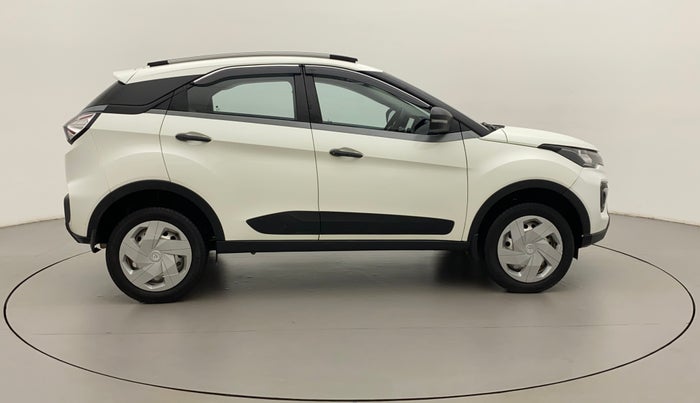 2021 Tata NEXON XE PETROL, Petrol, Manual, 27,410 km, Right Side View