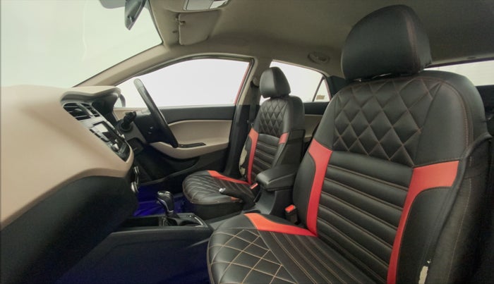 2019 Hyundai Elite i20 ASTA (O) CVT, Petrol, Automatic, 56,646 km, Right Side Front Door Cabin