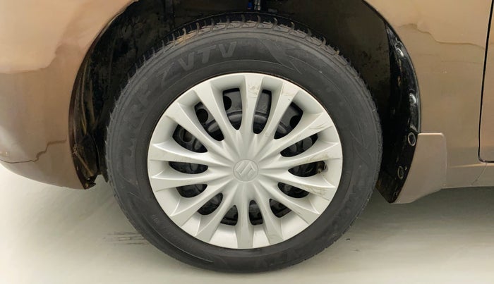2015 Maruti Ciaz VXI+, Petrol, Manual, 1,19,079 km, Left Front Wheel