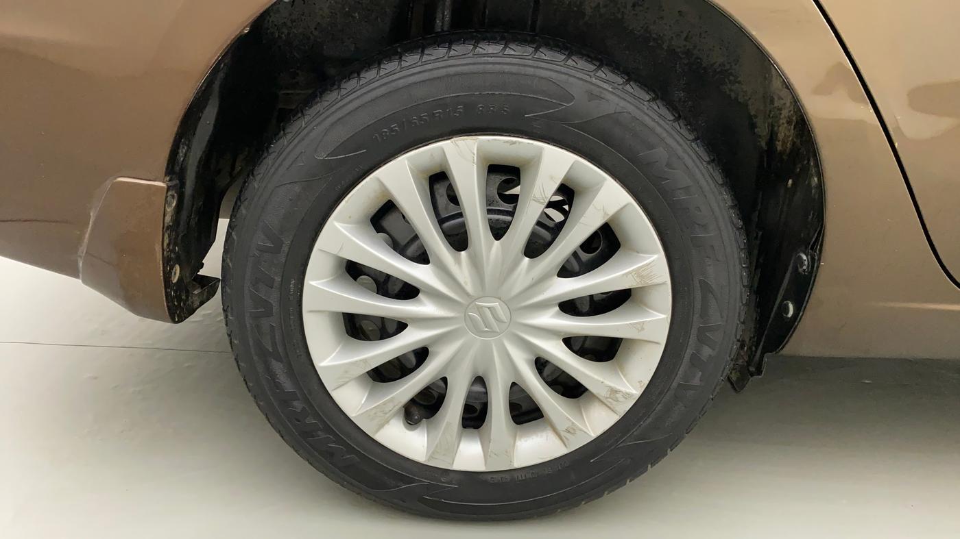 2015 Maruti Ciaz VXI+, Petrol, Manual, 1,19,079 km, Right Rear Wheel