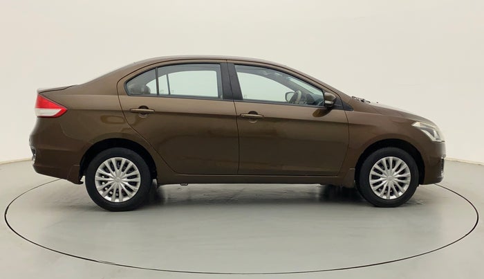 2015 Maruti Ciaz VXI+, Petrol, Manual, 1,19,079 km, Right Side View