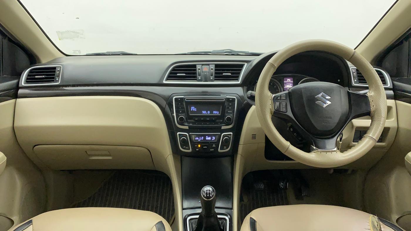 2015 Maruti Ciaz VXI+, Petrol, Manual, 1,19,079 km, Dashboard