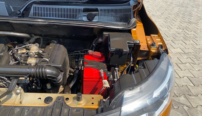 2022 Renault TRIBER RXZ AMT, Petrol, Automatic, 21,842 km, Engine View - Left