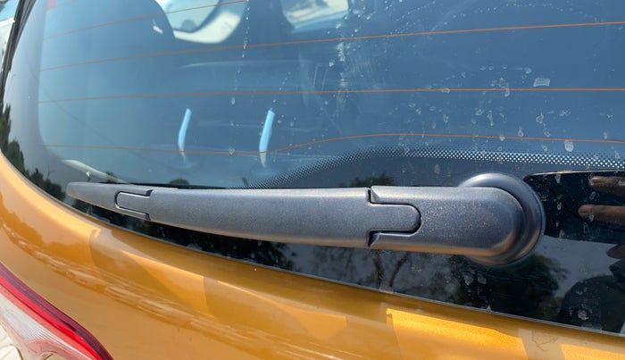 2022 Renault TRIBER RXZ AMT, Petrol, Automatic, 21,842 km, Rear Wiper