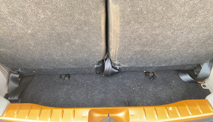 2022 Renault TRIBER RXZ AMT, Petrol, Automatic, 21,842 km, Boot Inside