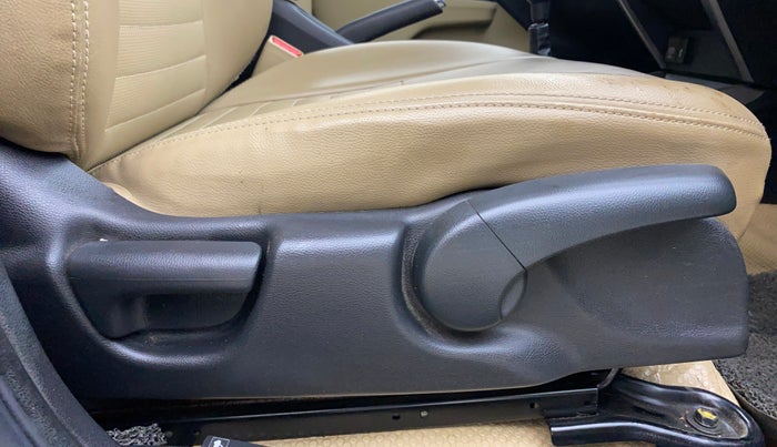 2015 Honda City 1.5L I-DTEC SV, Diesel, Manual, 84,382 km, Driver Side Adjustment Panel