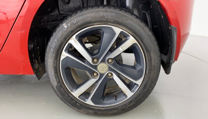 2020 Tata ALTROZ XZ 1.2, Petrol, Manual, 26,417 km, Left Rear Wheel