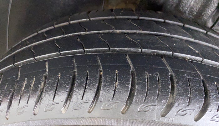 2020 Tata ALTROZ XZ 1.2, Petrol, Manual, 26,417 km, Right Rear Tyre Tread