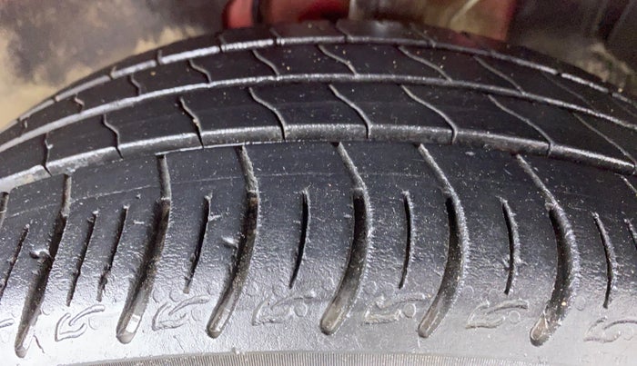 2020 Tata ALTROZ XZ 1.2, Petrol, Manual, 26,417 km, Left Front Tyre Tread