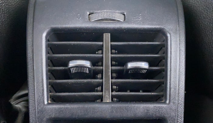 2020 Tata ALTROZ XZ 1.2, Petrol, Manual, 26,417 km, Rear AC Vents