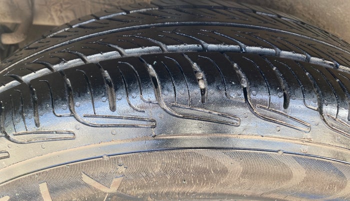 2014 Maruti Celerio VXI AMT, Petrol, Automatic, 84,949 km, Right Rear Tyre Tread