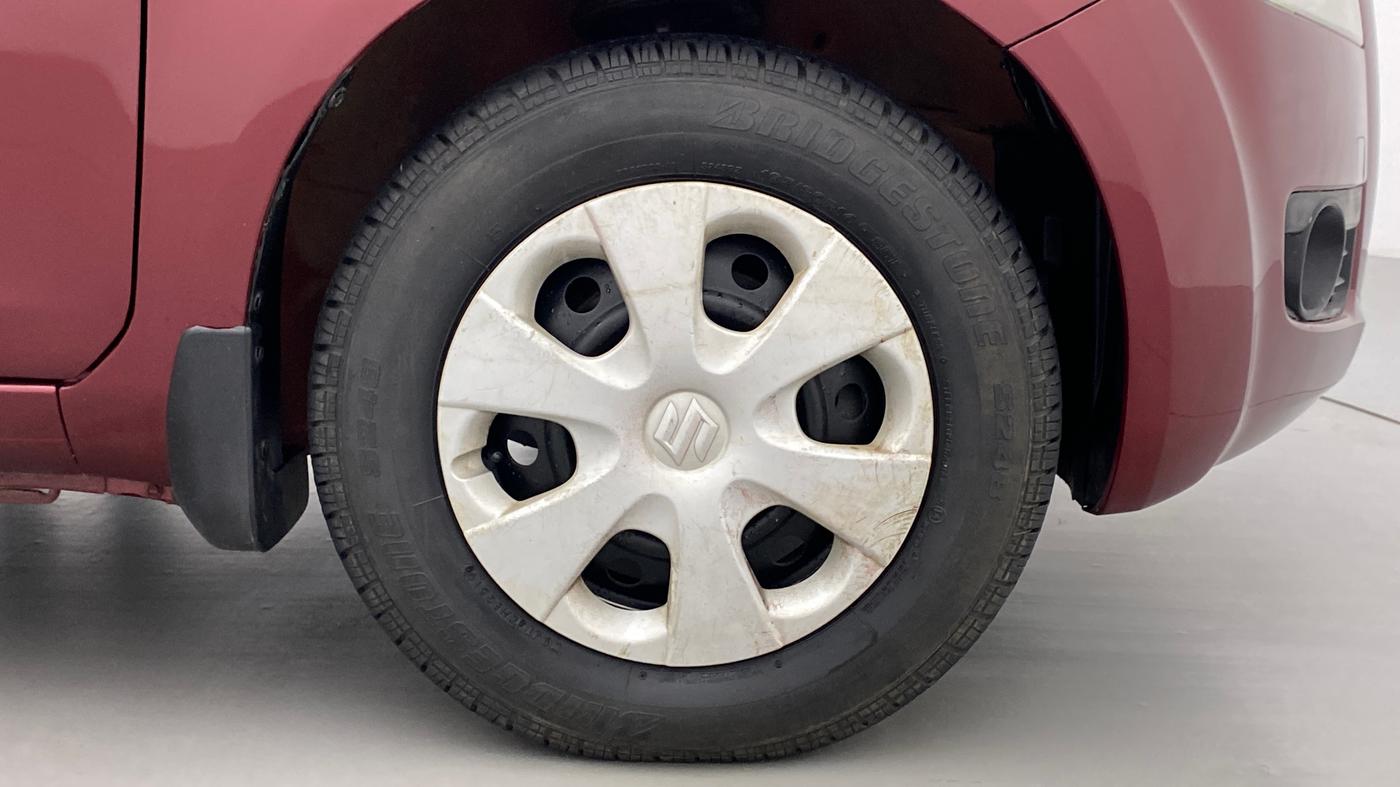 2010 Maruti Ritz VXI BS IV, Petrol, Manual, 83,476 km, Right Front Wheel