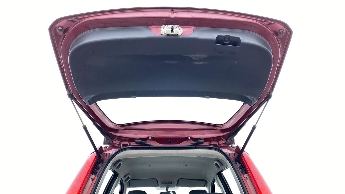2010 Maruti Ritz VXI BS IV, Petrol, Manual, 83,476 km, Boot Door Open