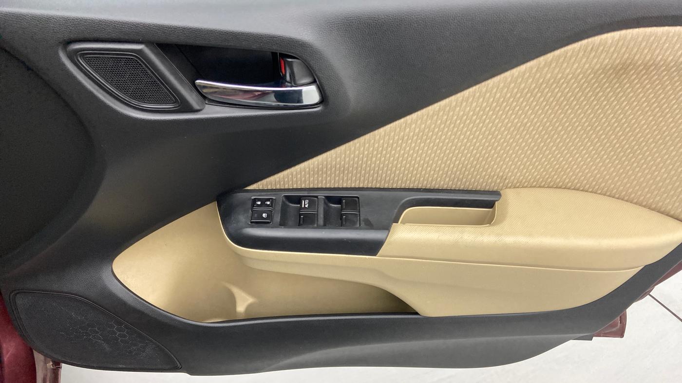 2017 Honda City SV MT PETROL, Petrol, Manual, 16,757 km, Driver Side Door Panels Control