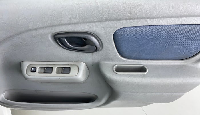 2011 Maruti Alto K10 VXI P, Petrol, Manual, 38,042 km, Driver Side Door Panels Control