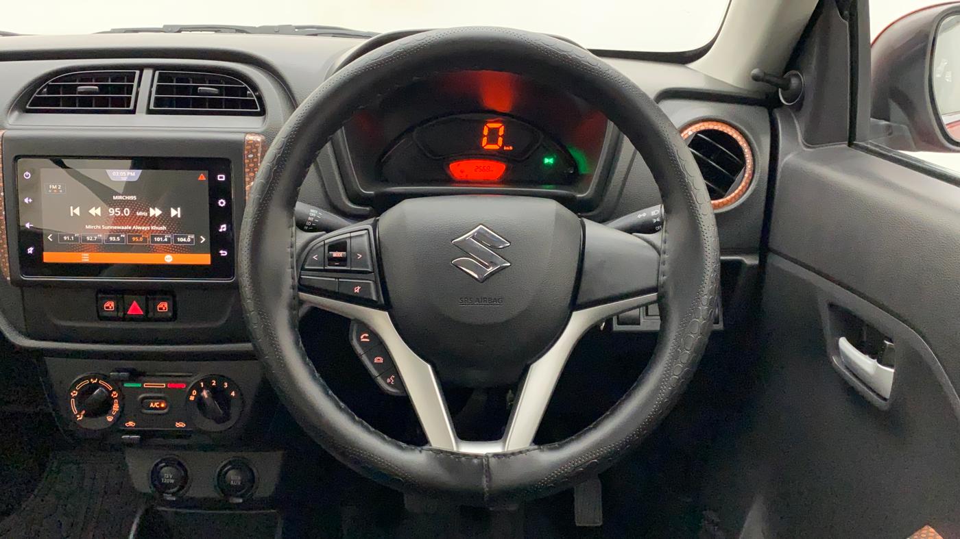 2023 Maruti Alto K10 VXI PLUS, Petrol, Manual, 2,568 km, Steering Wheel Close Up